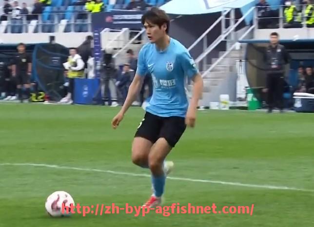 AG捕鱼王官网-西甲联赛有底线裁判:西甲联赛裁判的底线标准与执法原则